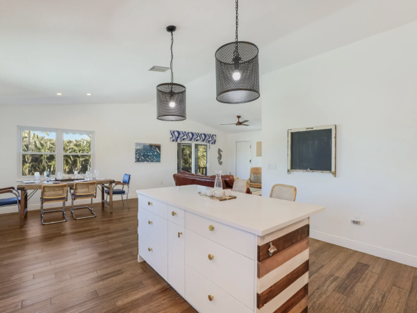 Oceanfront Luxury Vacation Home Isle of Palms