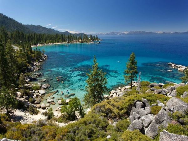 Lake Tahoe Mountain Vacation Rental 2 BR Steps from Ski Lifts
