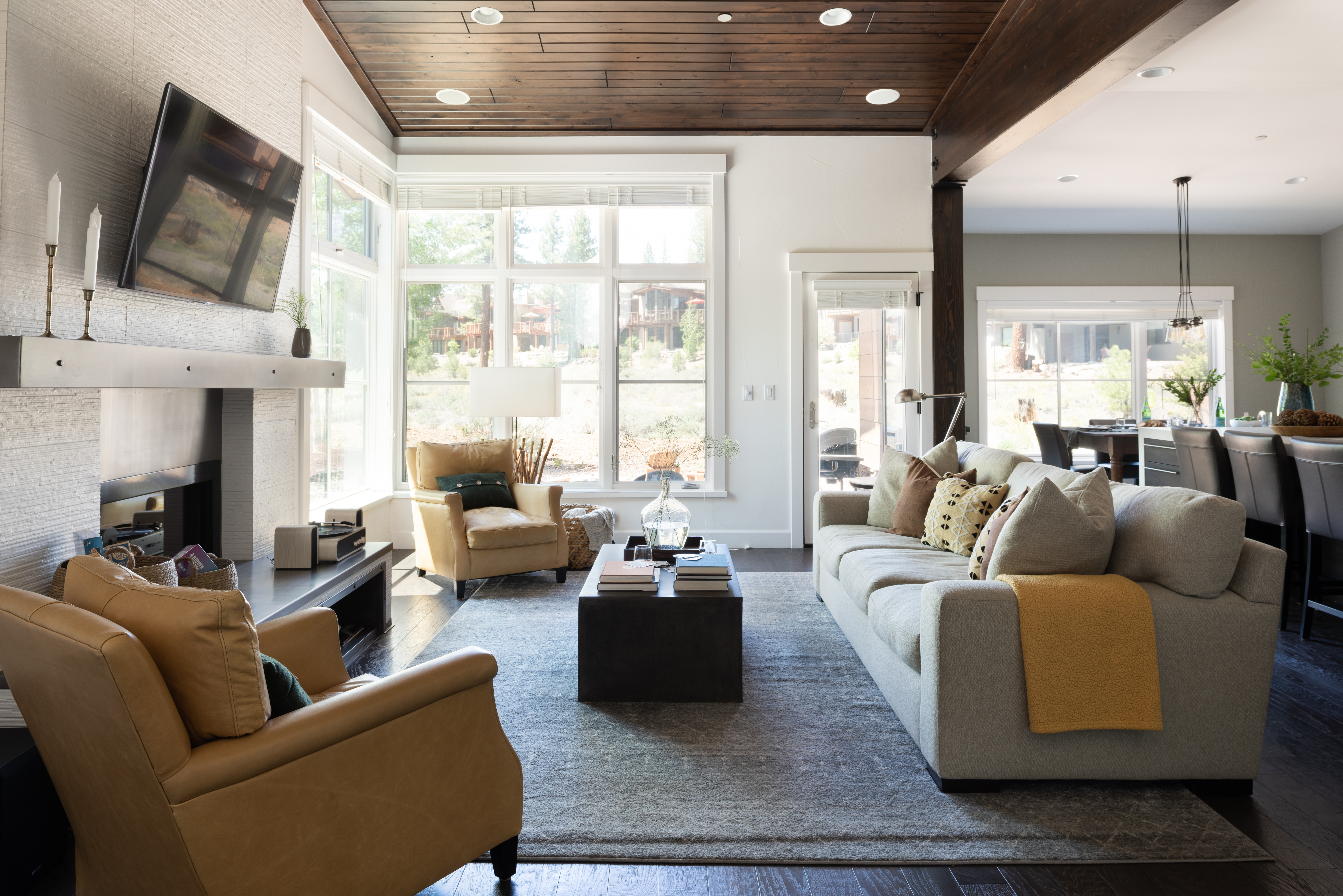 Truckee Modern Mountain Rental Sweeping Treetop Views