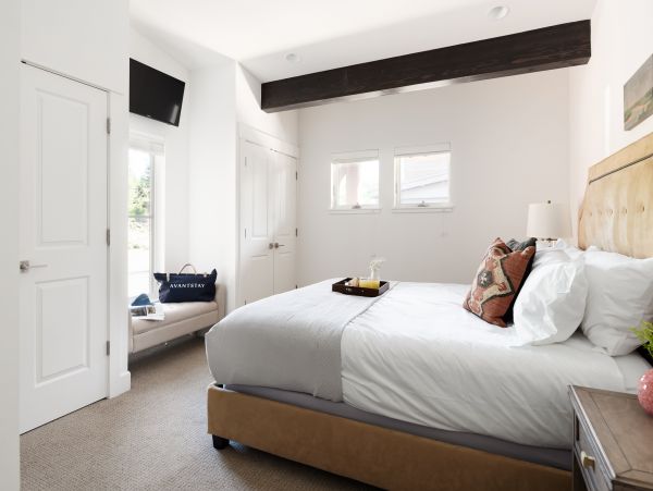 Truckee Modern Mountain Rental Sweeping Treetop Views