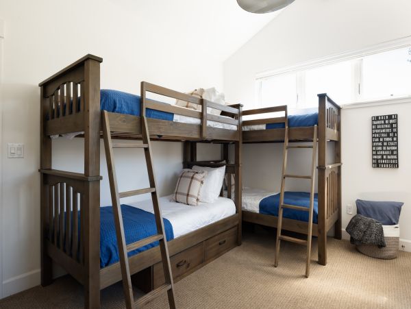 Truckee Modern Mountain Rental Sweeping Treetop Views