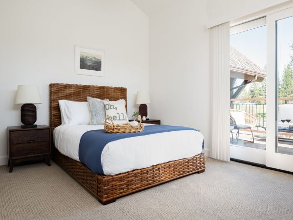 Truckee Modern Mountain Rental Sweeping Treetop Views