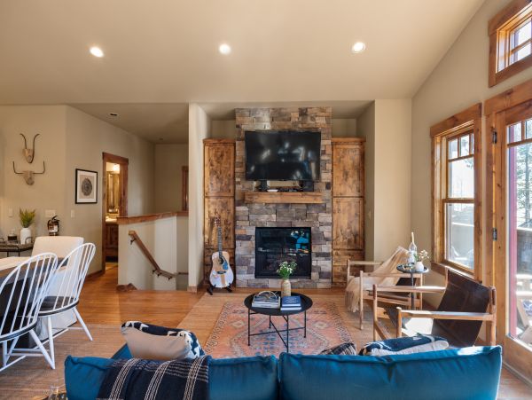 Tahoe Gorgeous Lakefront Four Bedroom Vacation Rental