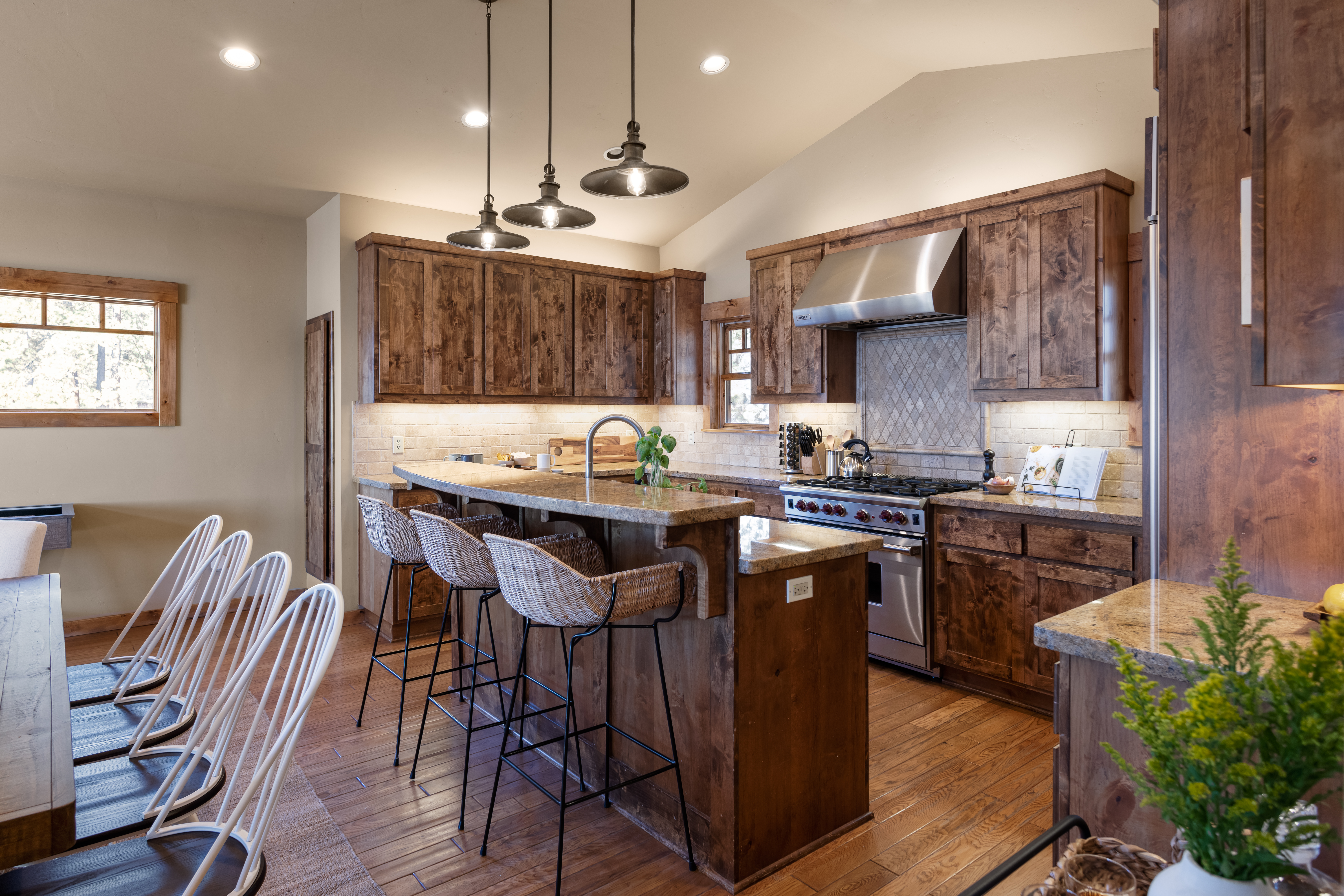 Tahoe Gorgeous Lakefront Four Bedroom Vacation Rental