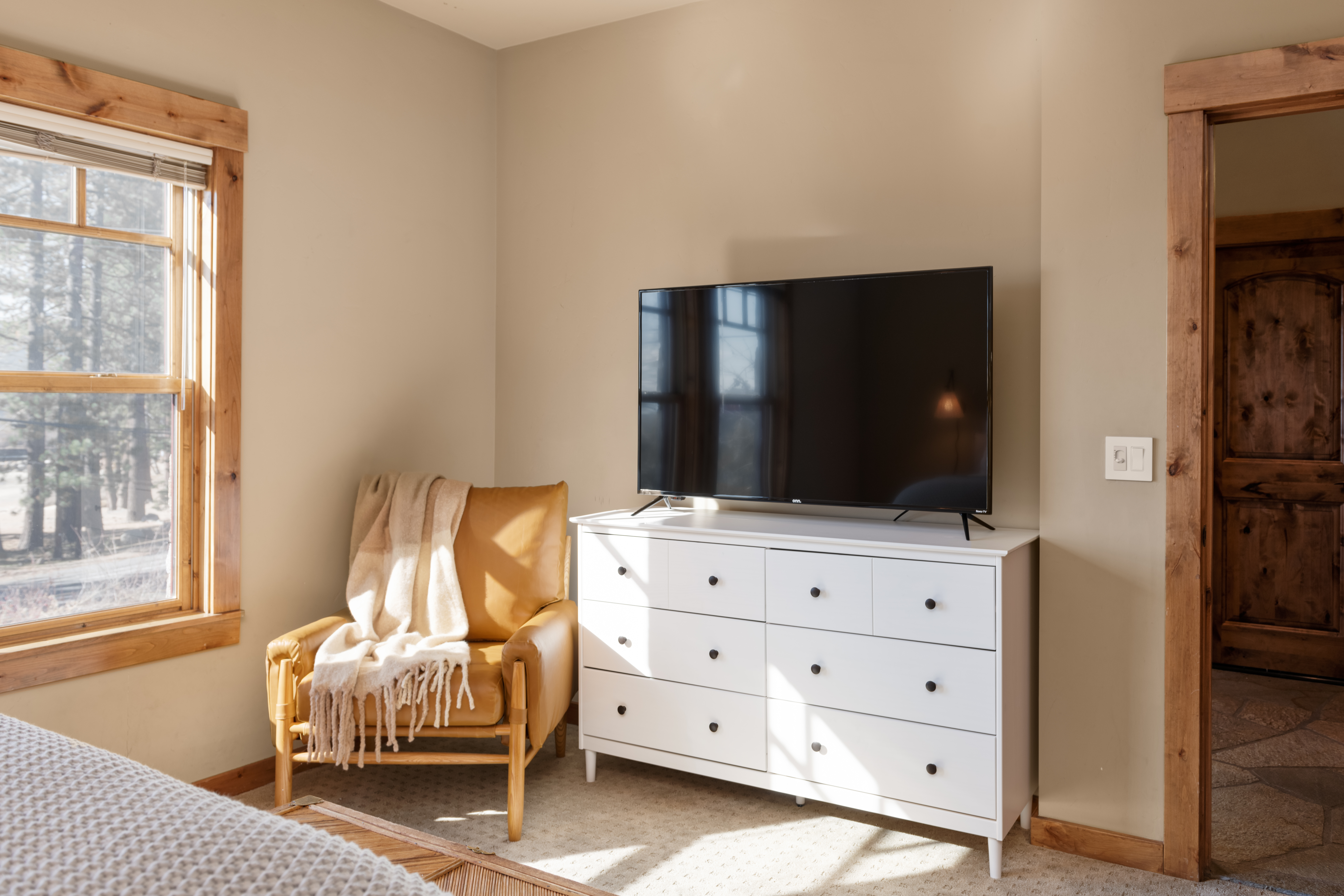 Tahoe Gorgeous Lakefront Four Bedroom Vacation Rental