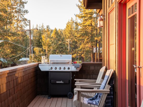 Tahoe Gorgeous Lakefront Four Bedroom Vacation Rental