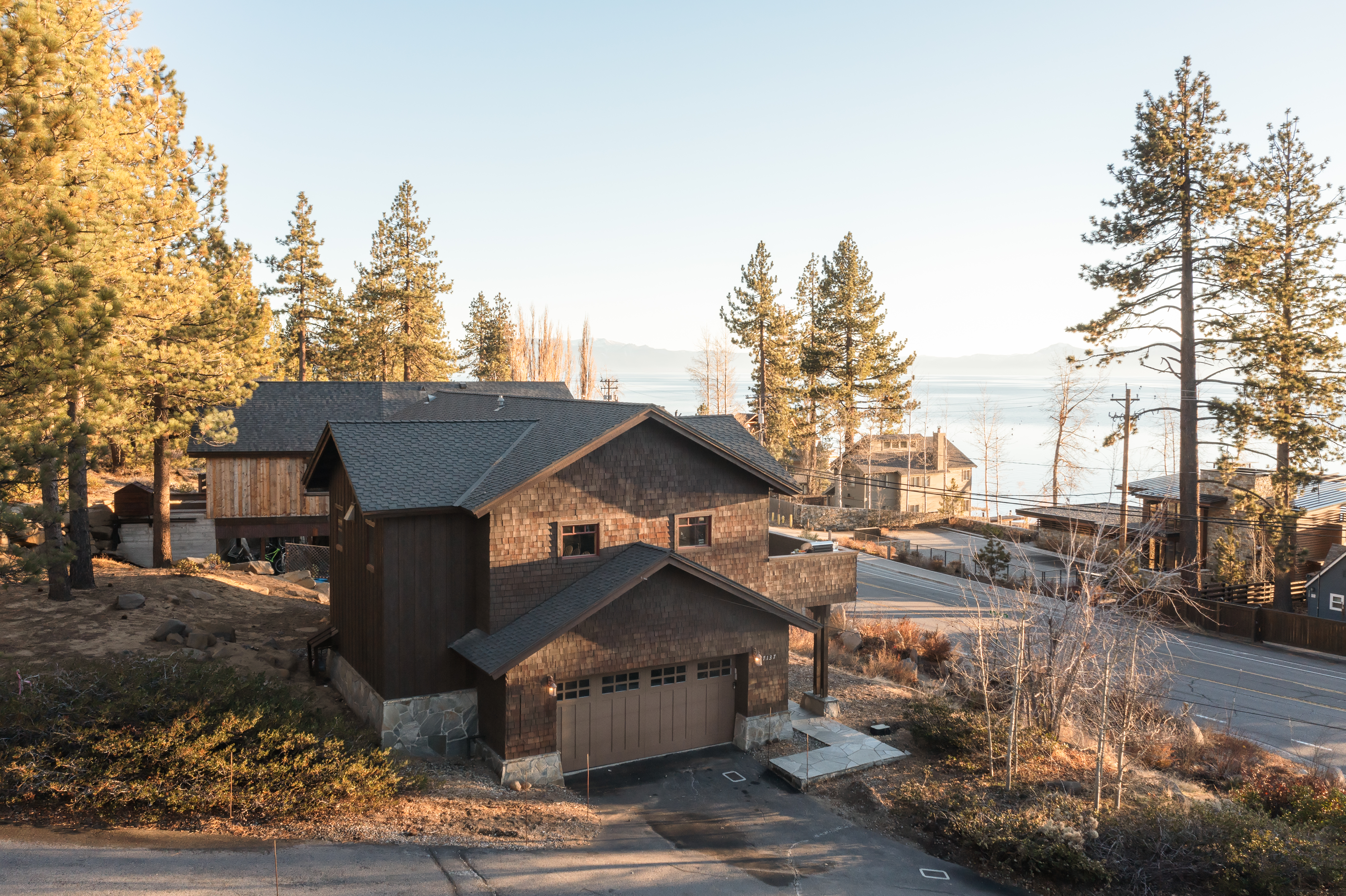 Tahoe Gorgeous Lakefront Four Bedroom Vacation Rental