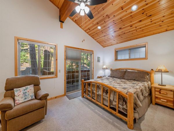 Cozy Vacation Rental with 3 Bedrooms in Truckee