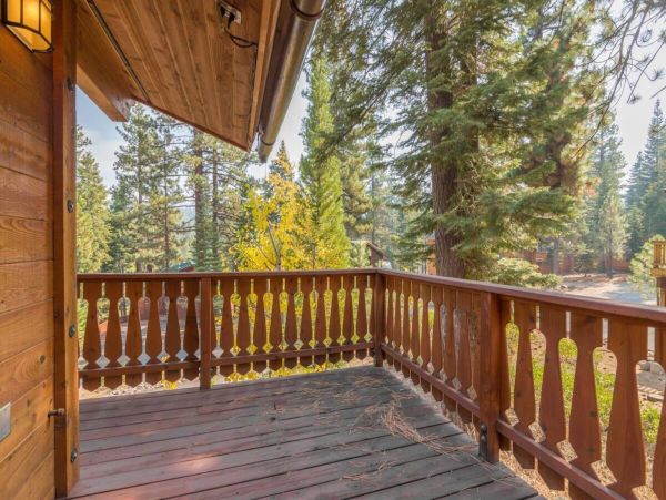 Cozy Vacation Rental with 3 Bedrooms in Truckee