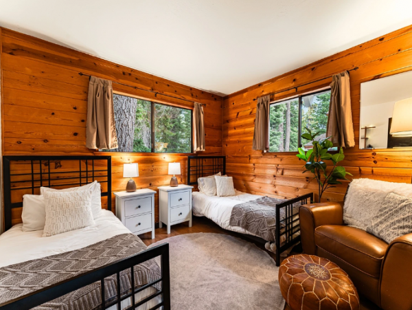 Modern Vacation Cabin in the Heart of Tahoe Donner