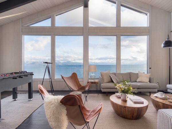 Breathtaking Lakefront Tahoe Four Bedroom Vacation Home