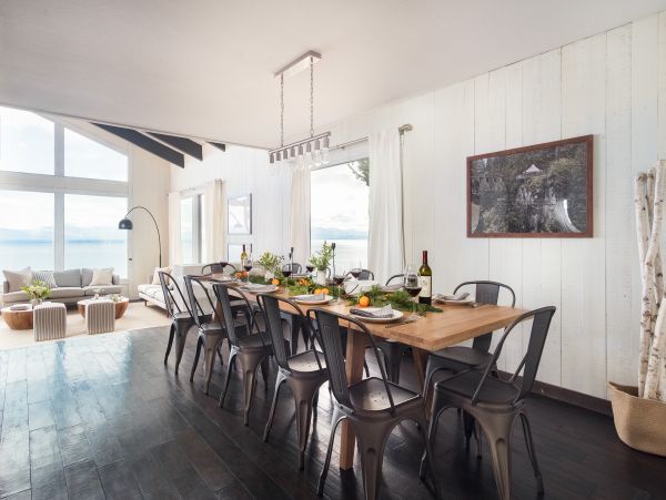 Breathtaking Lakefront Tahoe Four Bedroom Vacation Home