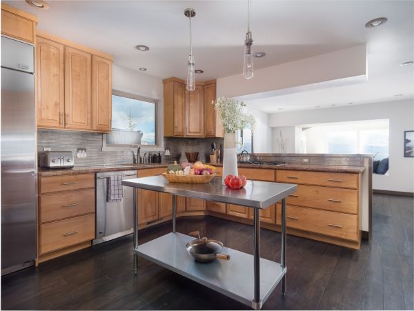 Breathtaking Lakefront Tahoe Four Bedroom Vacation Home
