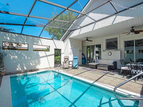 Luxury destin vacation Rental - private Pool