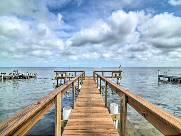 Clearwater Vacation Home Four Bedrooms Bay Views Sleeps 8