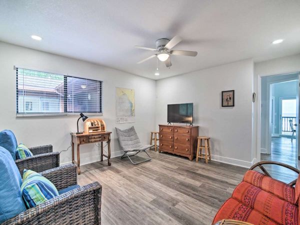 Clearwater Vacation Home Four Bedrooms Bay Views Sleeps 8