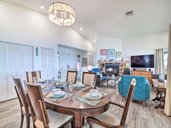 Clearwater Vacation Home Four Bedrooms Bay Views Sleeps 8