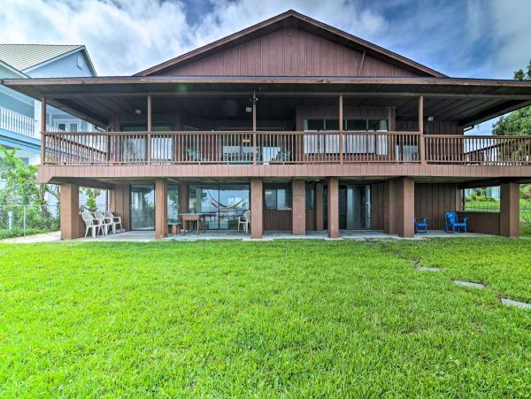 Clearwater Vacation Home Four Bedrooms Bay Views Sleeps 8