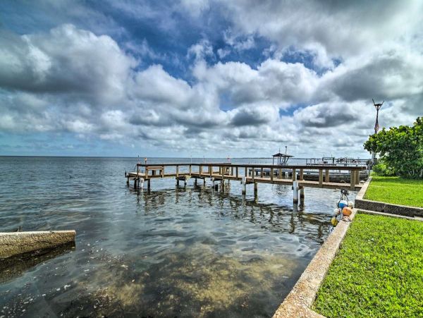 Clearwater Vacation Home Four Bedrooms Bay Views Sleeps 8