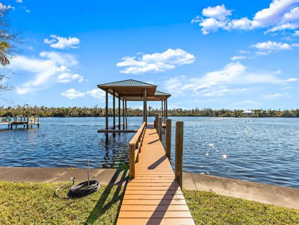 Homosassa Vacation Home Five Bedroom