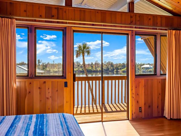 Homosassa Vacation Home Five Bedroom