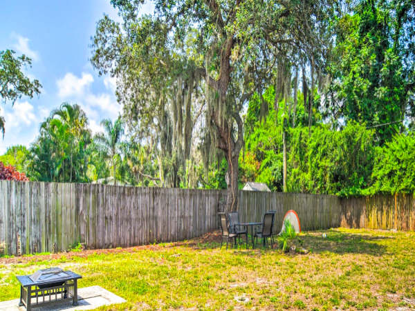 2 Bedroom 1 Bathroom Clearwater Vacation Rental