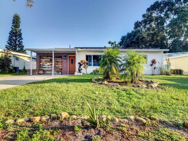 Clearwater Vacation Home Four Bedroom
