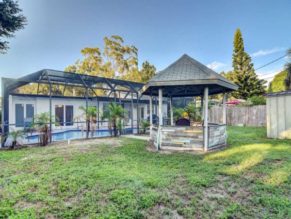 Clearwater Vacation Home Four Bedroom