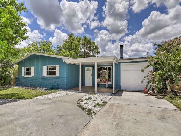 Clearwater Vacation Home Two Bedrooms Private Pool