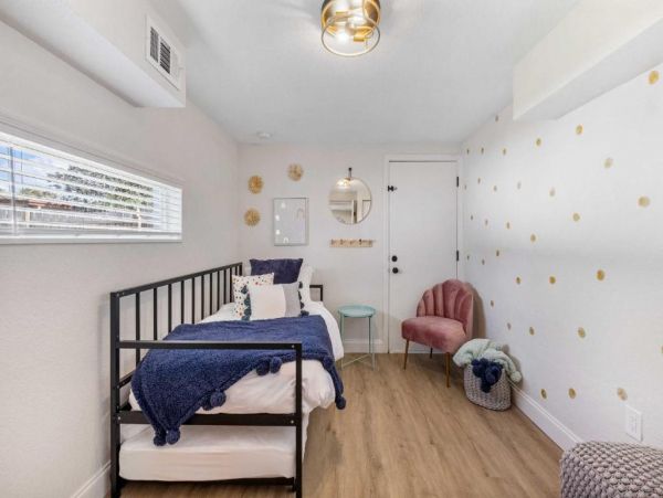 Clearwater Vacation Home Five Bedroom
