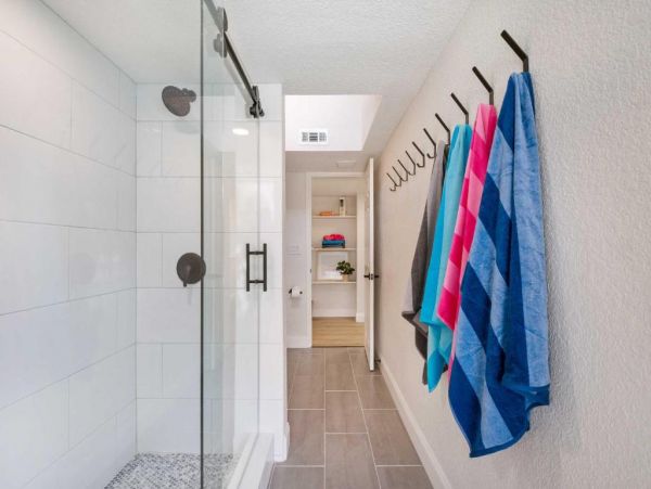 Clearwater Vacation Home Five Bedroom