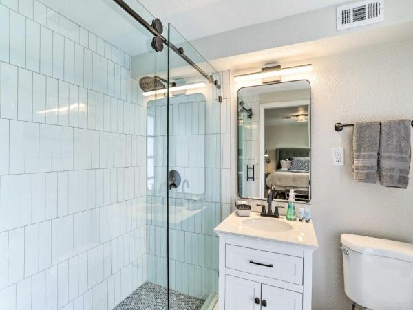 Clearwater Vacation Home Five Bedroom