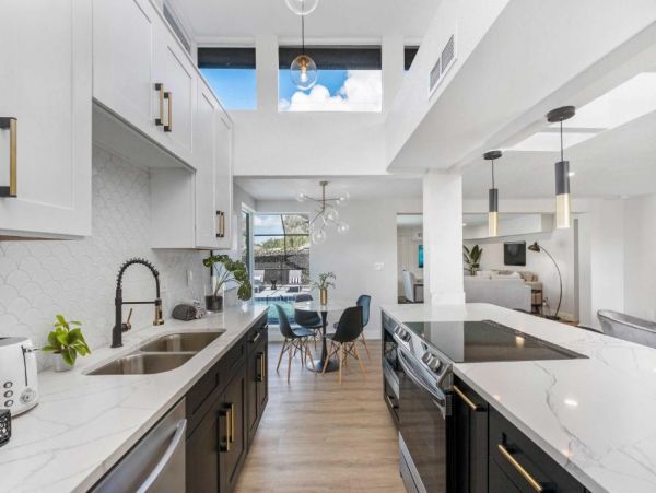 Clearwater Vacation Home Five Bedroom
