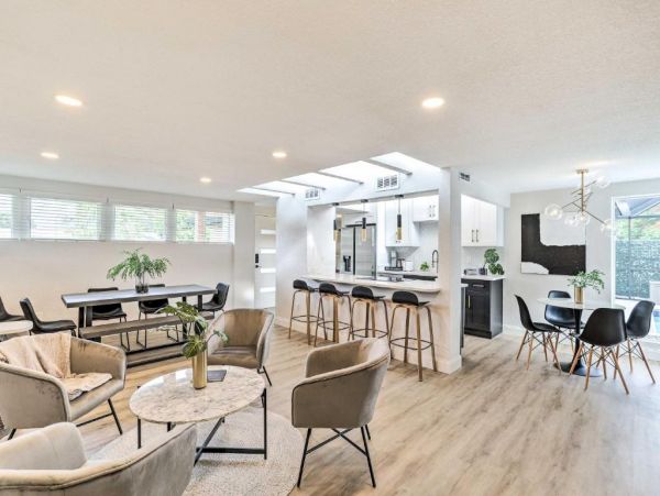 Clearwater Vacation Home Five Bedroom