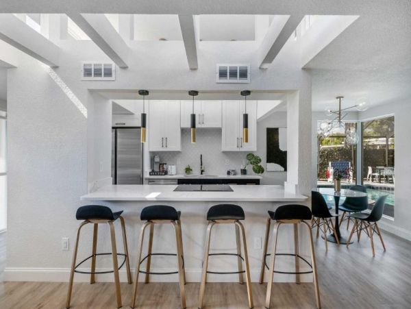 Clearwater Vacation Home Five Bedroom
