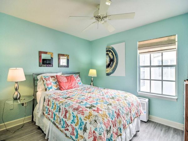 Clearwater 4 Bedroom Condo Sleeps 9 Guests