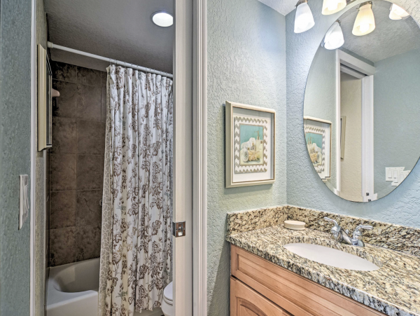 Clearwater Vacation Rental with 2 Bedrooms