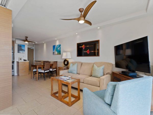 Spectacular Maui Vacation Condo with Amazing Views Sleeps 6