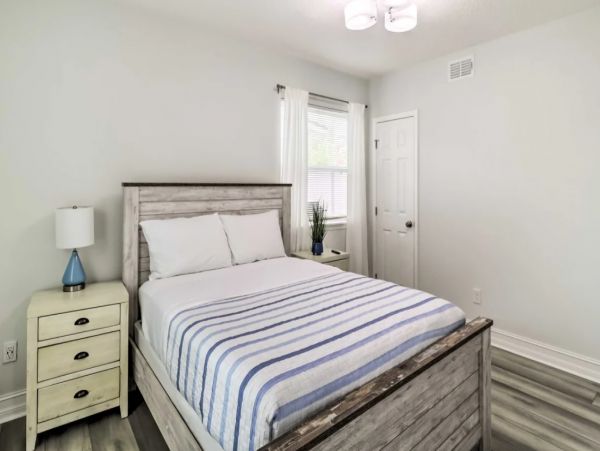 Jacksonville Beach 6 Bedroom Home Sleeps 14 Guests