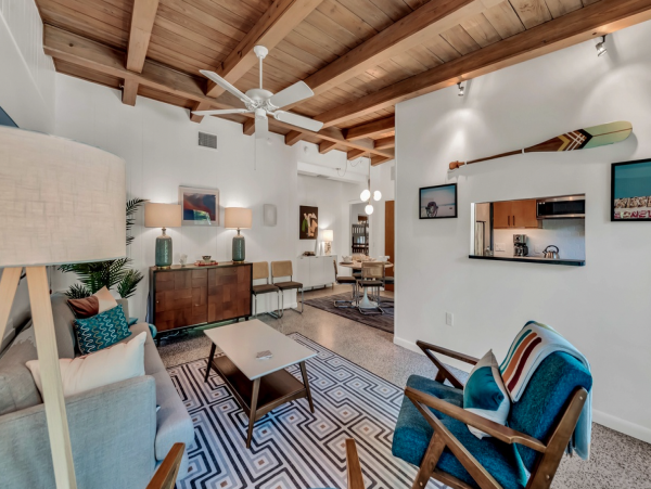 Holmes Beach Three Bedroom Beach Escape with Private Pool