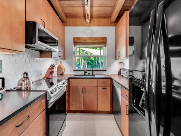 Holmes Beach Three Bedroom Beach Escape with Private Pool