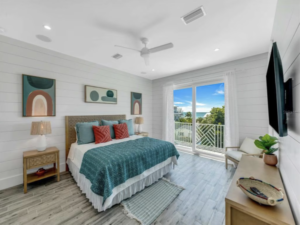 New Arrival Holmes Beach Vacation Home Four Bedroom One Min Walk to Beach