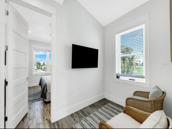 New Arrival Holmes Beach Vacation Home Four Bedroom One Min Walk to Beach