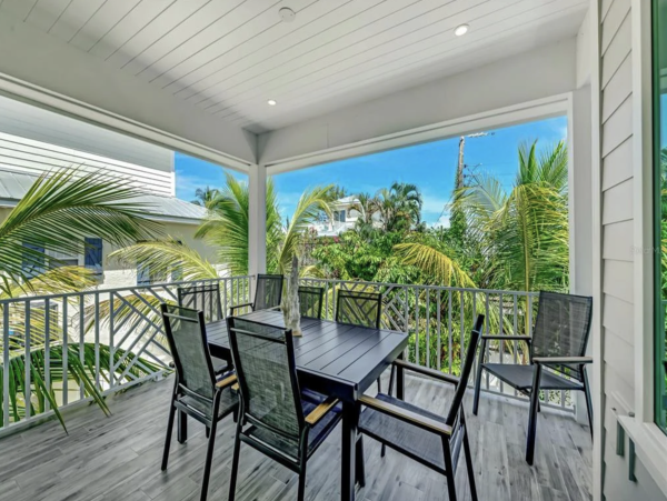 New Arrival Holmes Beach Vacation Home Four Bedroom One Min Walk to Beach