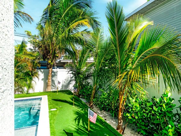 Unforgettable 7 Bedroom Vacation Home Pool & Spa