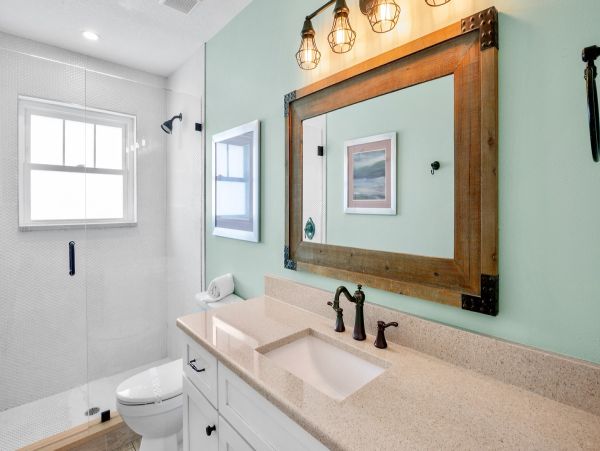 Bradenton Beach Luxury Vacation Rental  9-Bedroom Anna Maria Island Retreat with Pool & Rooftop Deck