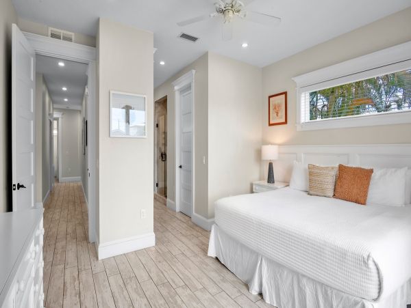 Bradenton Beach Luxury Vacation Rental  9-Bedroom Anna Maria Island Retreat with Pool & Rooftop Deck