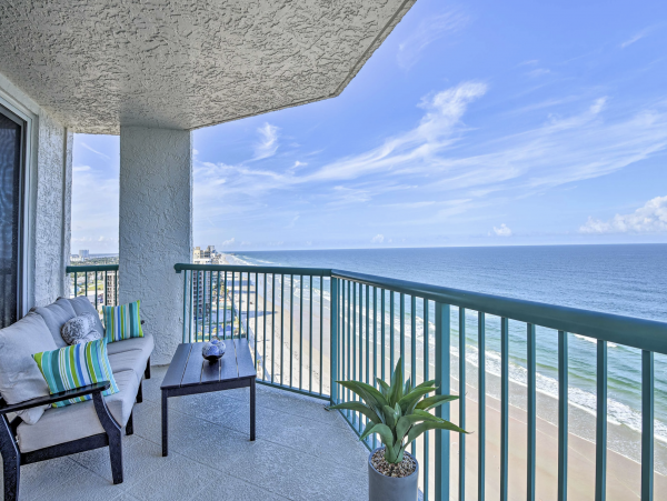 Three Bedroom Luxury Rental Beach Views The Best!