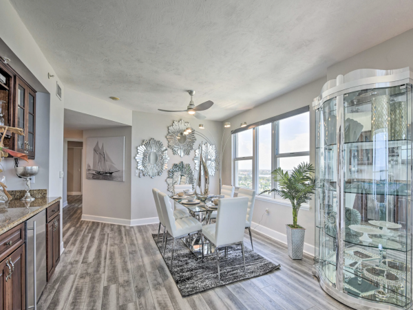 Three Bedroom Luxury Rental Beach Views The Best!