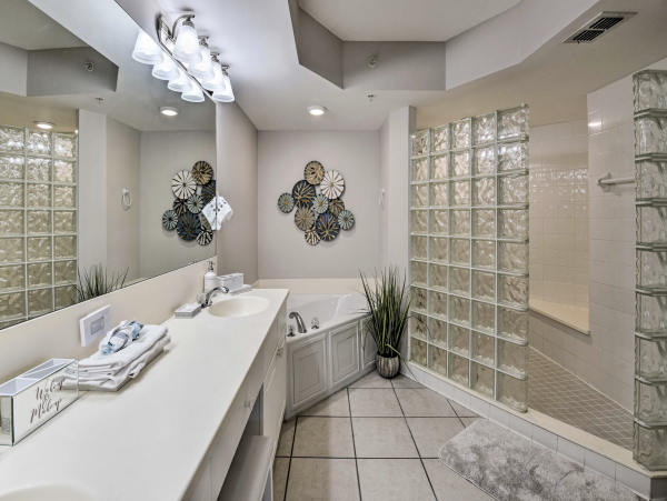 Three Bedroom Luxury Rental Beach Views The Best!